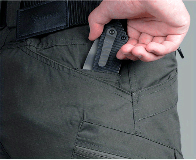 Men's Multi-Pocket Tactical Shorts Multi-Purpose Cargo Shorts Outdoor Waterproof Hiking Track Shorts ( Larger Size Recommended)