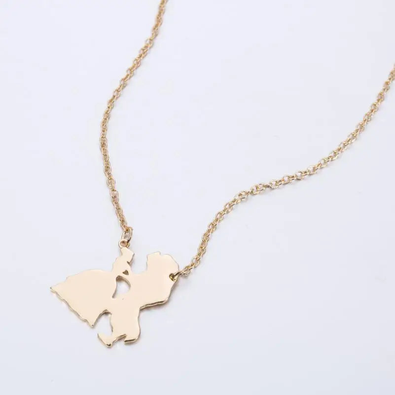 2025 Nueva joyería de película, collar de La Bella y La Bestia para mujer, collares con colgante de princesa Príncipe, accesorios para amantes, regalos