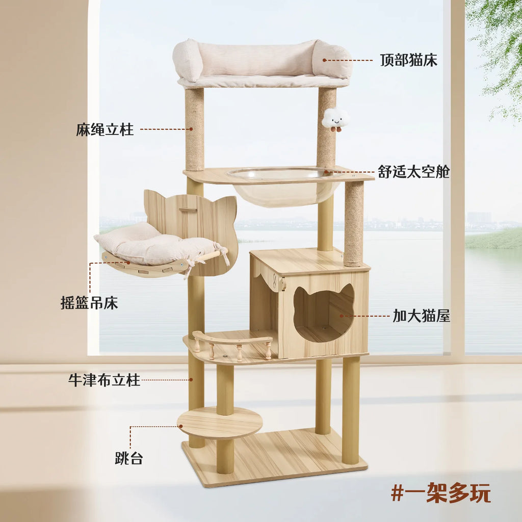 Árbol rascador para gatos, estructura grande de madera integrada con casa y columna rascadora, no ocupa mucho espacio.