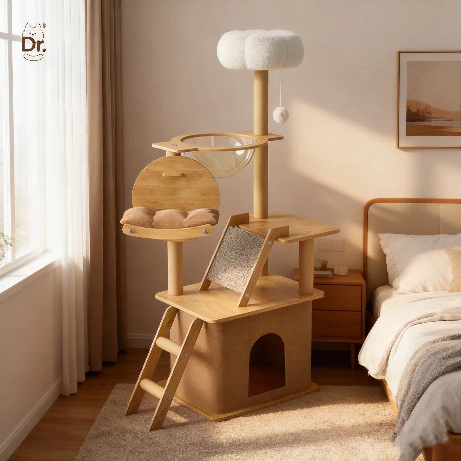 Árbol rascador para gatos, estructura grande de madera integrada con casa y columna rascadora, no ocupa mucho espacio.