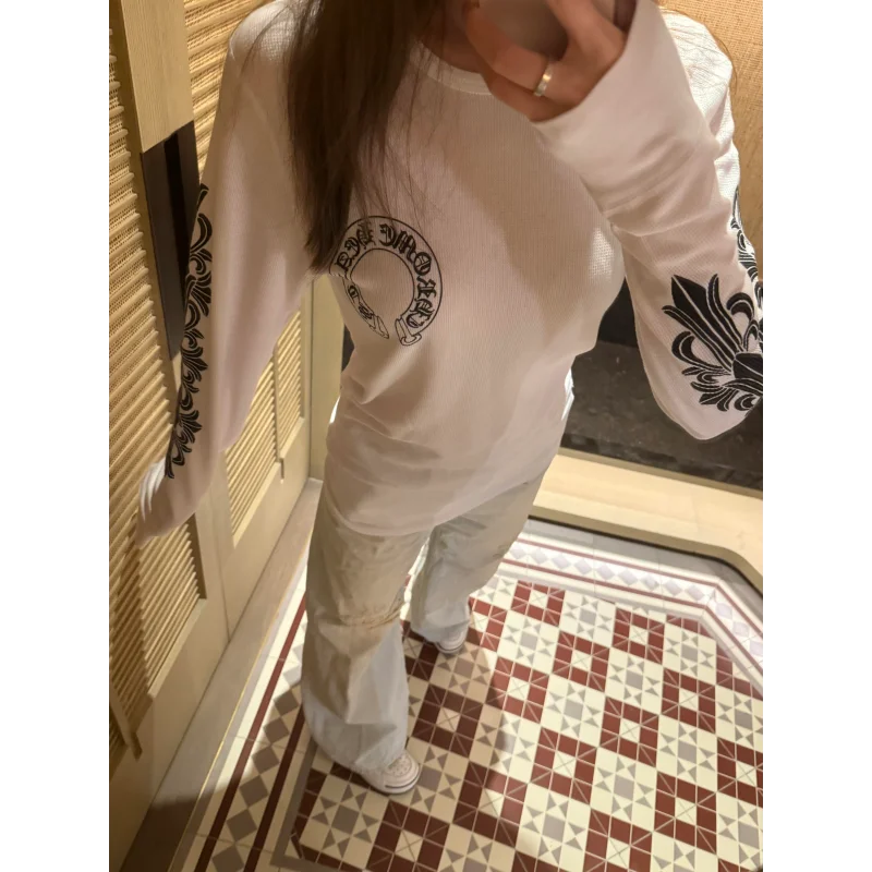 Cseta de Manga Larga Moderna para Mujer, Cuello Redondo, Corte Ajustado, Diseño Estampado, Estilo Americano, Patrón Creati...