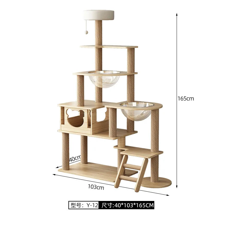 Árbol rascador para gatos, estructura grande de madera integrada con casa y columna rascadora, no ocupa mucho espacio.